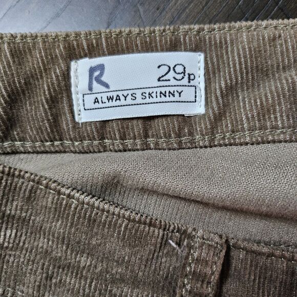 Gap 1969 Real Straight Women’s Brown Corduroy Pants Size 29 Petite - Picture 3 of 6